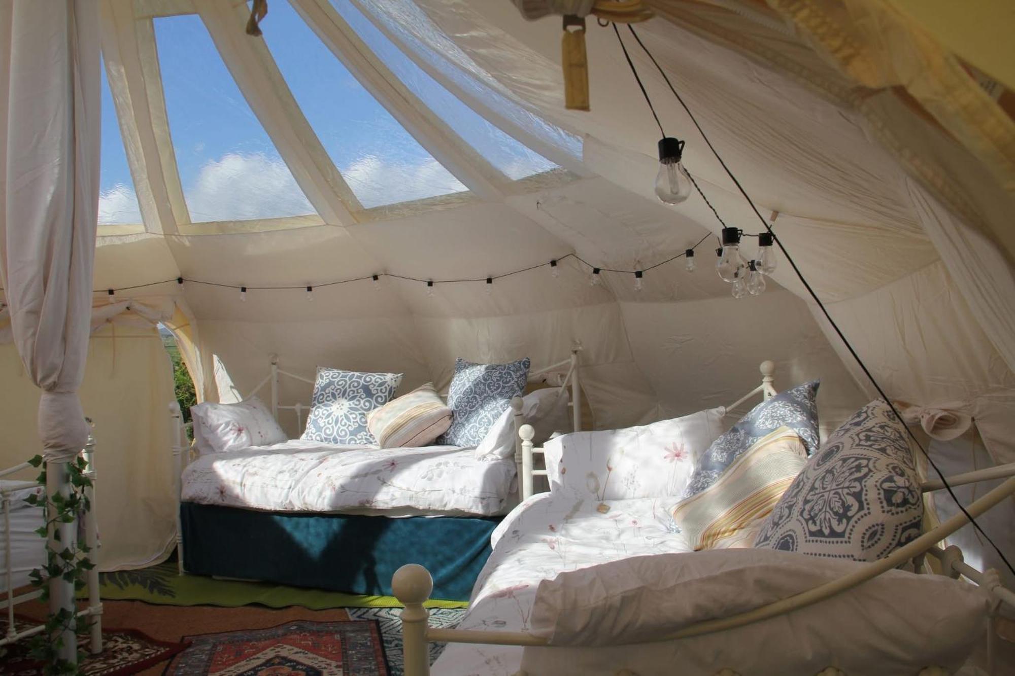 Tal-Y-Fan Farm 6M Stargazer Tent Bridgend  Dış mekan fotoğraf